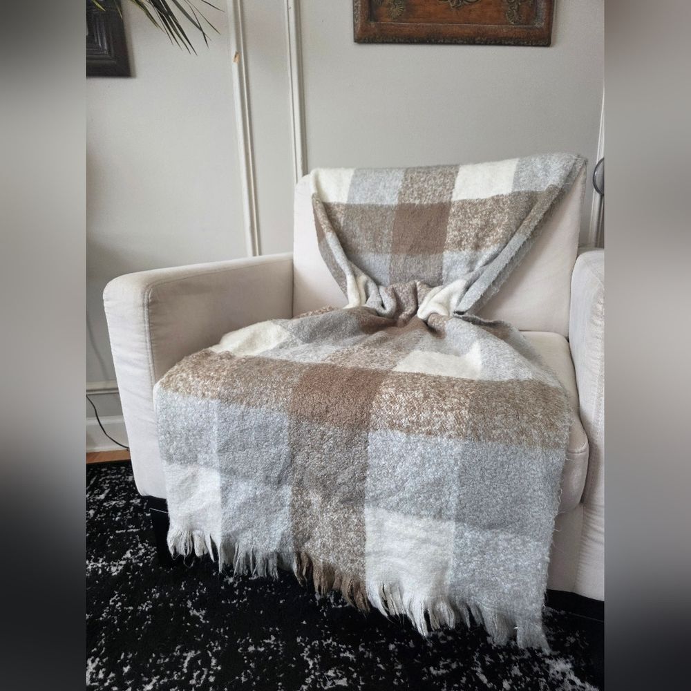 Threshold Neutral Tone Fringe Throw Brown Cream Gray Taupe 51x63 Buffalo Check